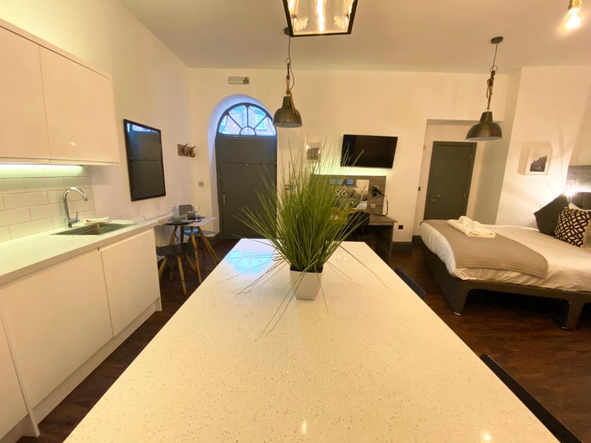 Studio At The Coach House Apartments Leeds  Eksteriør bilde